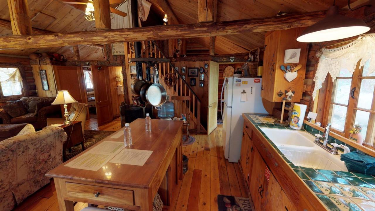 Cabin By The Creek With High Speed Wifi Red River Exterior foto